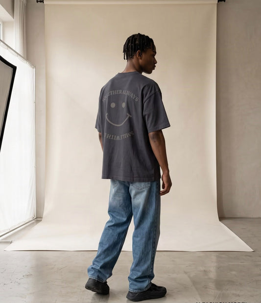 BOXY TEE — SMILE Essential